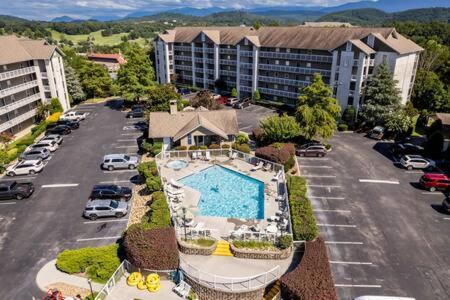 The Dean - Relaxing Condo With Pools Pigeon Forge Exterior foto